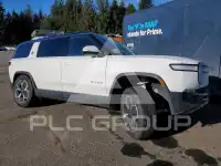 2024 Rivian R1S фото