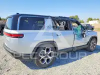 2024 Rivian R1S photo