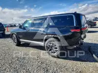 2024 Rivian R1S photo