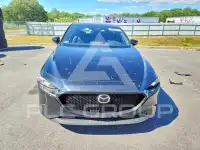 2024 Mazda 3 photo