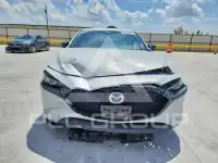 2024 Mazda 3 photo
