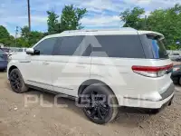 2024 Lincoln NAVIGATOR photo