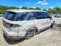 2024 Lincoln AVIATOR photo