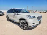 2024 Lincoln AVIATOR photo