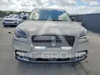 2024 Lincoln AVIATOR photo
