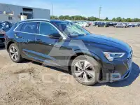 2024 Audi Q8 фото