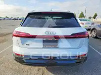 2024 Audi Q8 фото
