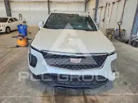 2024 Cadillac XT4 фото