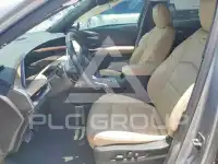 2024 Cadillac XT4 photo