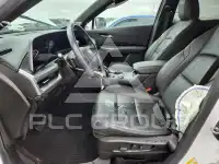 2024 Cadillac XT4 фото