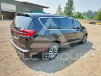 2024 Chrysler PACIFICA фото