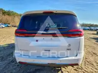 2024 Chrysler PACIFICA фото