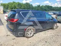 2024 Chrysler PACIFICA фото