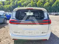 2024 Chrysler PACIFICA photo