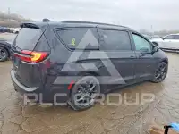 2024 Chrysler PACIFICA photo