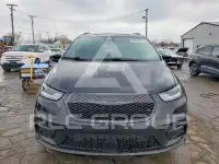 2024 Chrysler PACIFICA photo