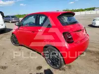 2024 Fiat 500 фото