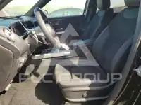 2024 Mercedes Benz GLB фото