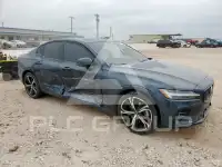 2024 Volvo S60 фото