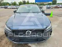 2024 Volvo S60 фото