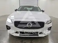 2024 Volvo S60 фото