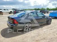 2024 Volvo S60 photo