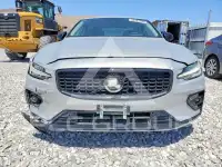 2024 Volvo S60 фото