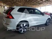 2024 Volvo XC60 фото