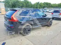 2024 Volvo XC60 photo