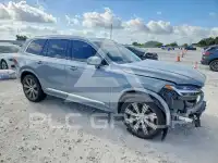 2024 Volvo XC90 фото