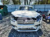 2024 Volvo XC90 фото