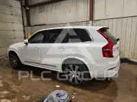 2024 Volvo XC90 фото