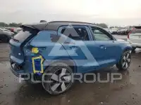2024 Volvo XC40 фото
