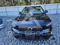 2024 Volvo XC40 фото