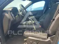 2024 Volvo XC40 фото