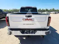 2024 GMC Sierra photo