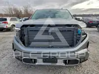 2024 GMC Sierra photo