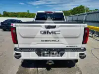 2024 GMC Sierra фото