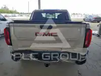 2024 GMC Sierra photo
