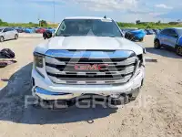 2024 GMC Sierra photo