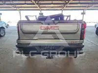 2024 GMC Sierra photo