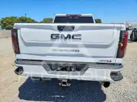 2024 GMC Sierra photo