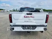 2024 GMC Sierra photo