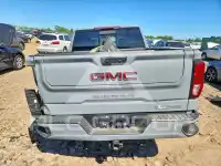 2024 GMC Sierra фото