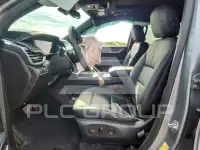 2024 GMC ACADIA photo