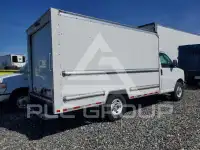 2024 GMC Savana фото