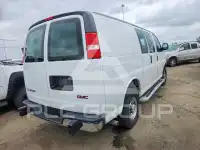2024 GMC Savana photo