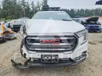 2024 GMC TERRAIN photo