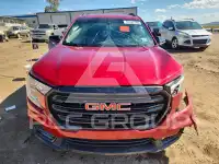 2024 GMC TERRAIN photo