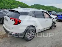 2024 GMC TERRAIN photo
